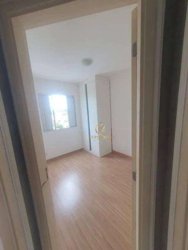 Apartamento à venda com 2 quartos, 60m² - Foto 5