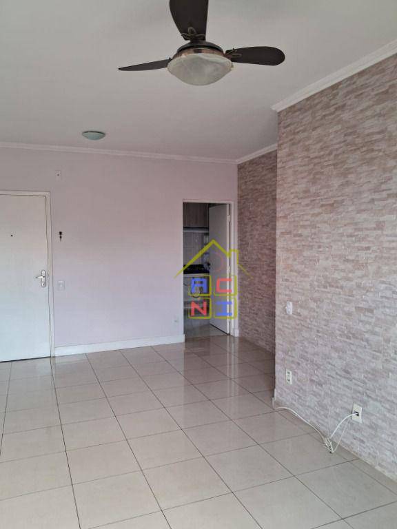 Apartamento à venda com 2 quartos, 72m² - Foto 8