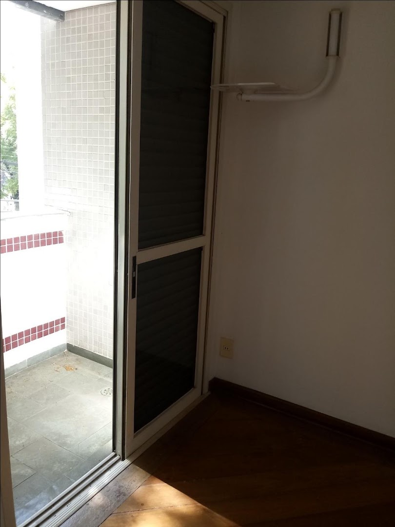 Apartamento para alugar com 3 quartos, 156m² - Foto 24