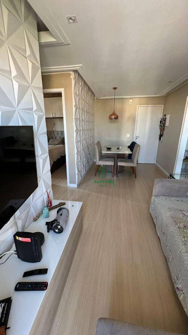 Apartamento à venda com 2 quartos, 67m² - Foto 6