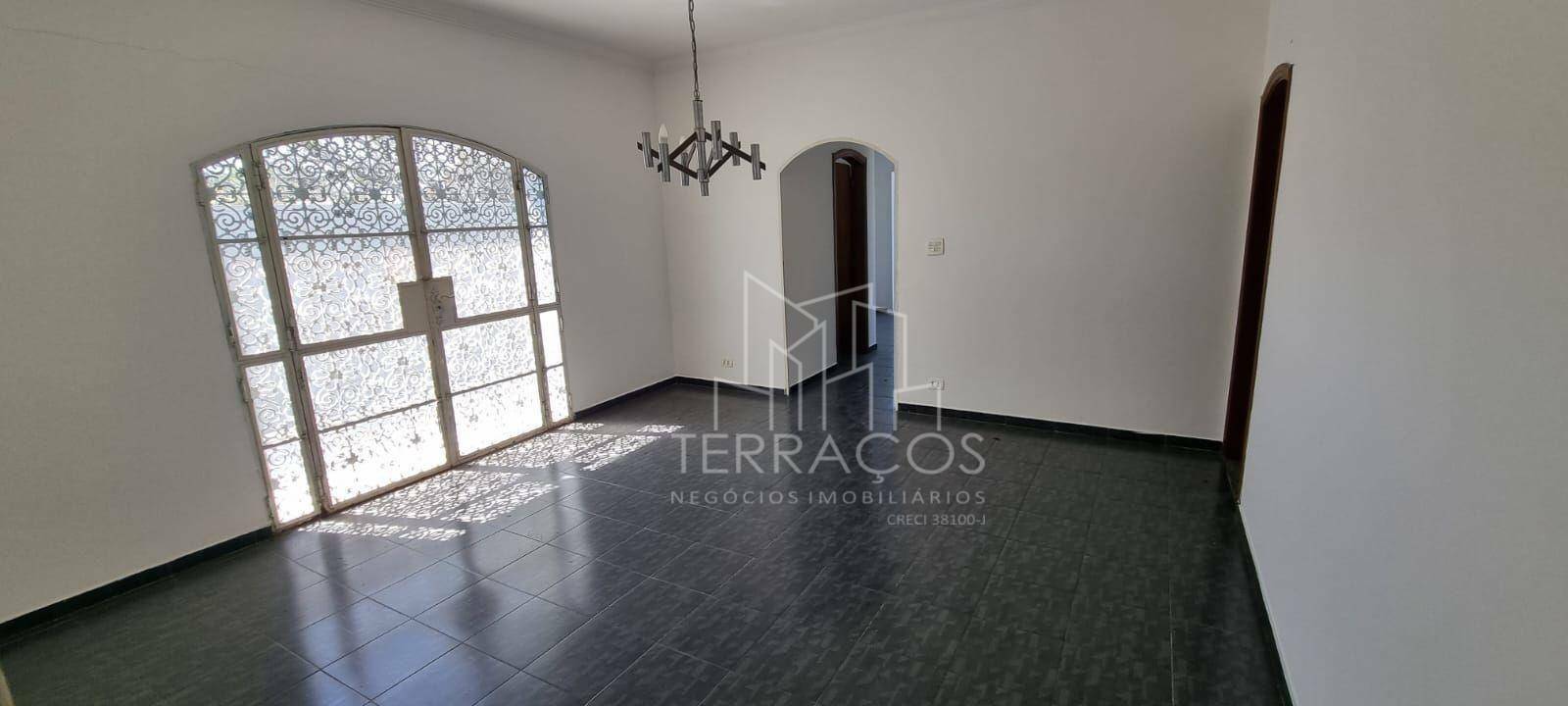 Sobrado à venda e aluguel com 4 quartos, 270m² - Foto 5