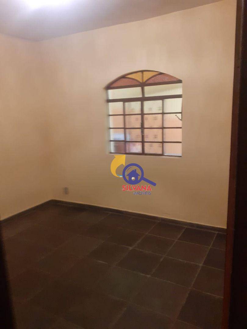 Casa de Condomínio à venda com 6 quartos, 228m² - Foto 23