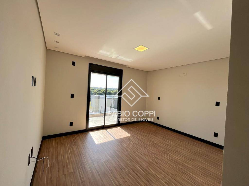 Casa de Condomínio à venda com 3 quartos, 250m² - Foto 11