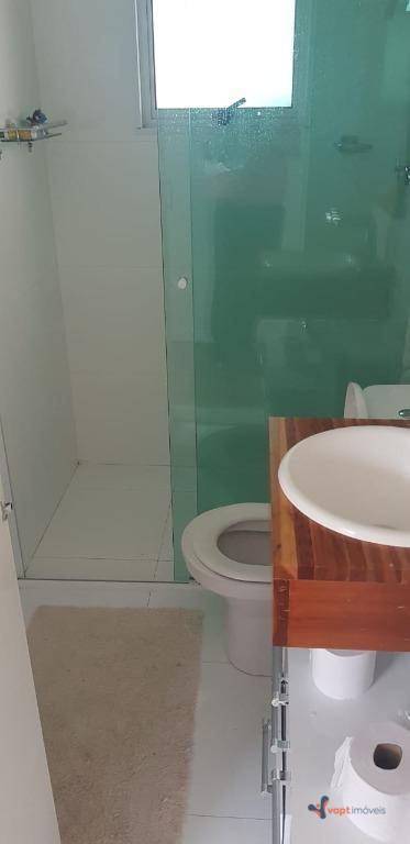 Casa de Condomínio à venda com 4 quartos, 310m² - Foto 3