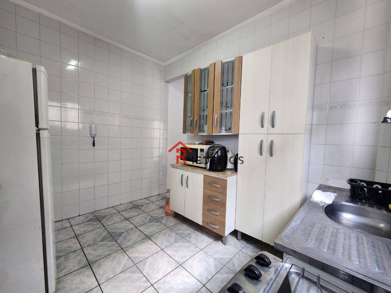 Apartamento à venda com 1 quarto, 45m² - Foto 5