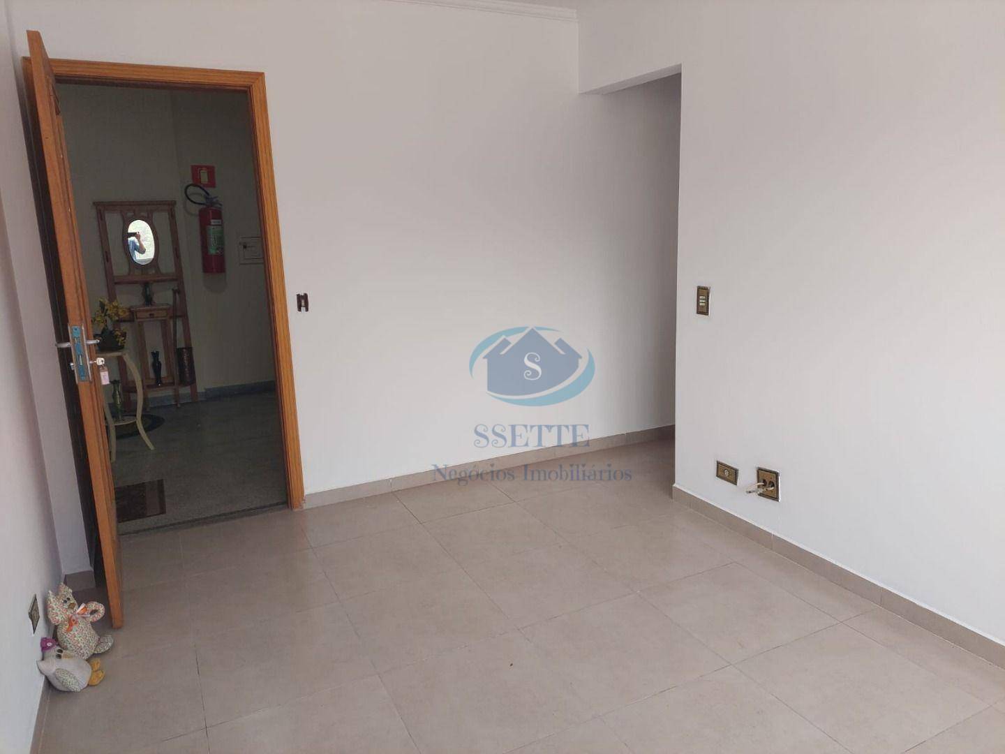 Apartamento para alugar com 2 quartos, 55m² - Foto 15