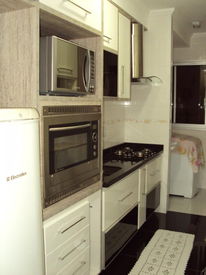 Apartamento à venda com 3 quartos, 59m² - Foto 2