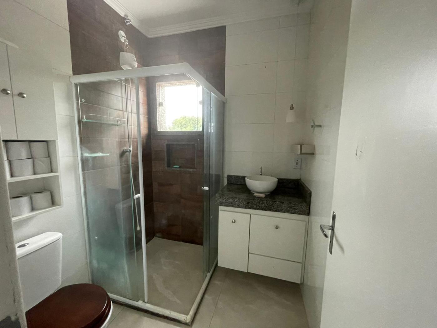 Casa à venda com 2 quartos, 450m² - Foto 13