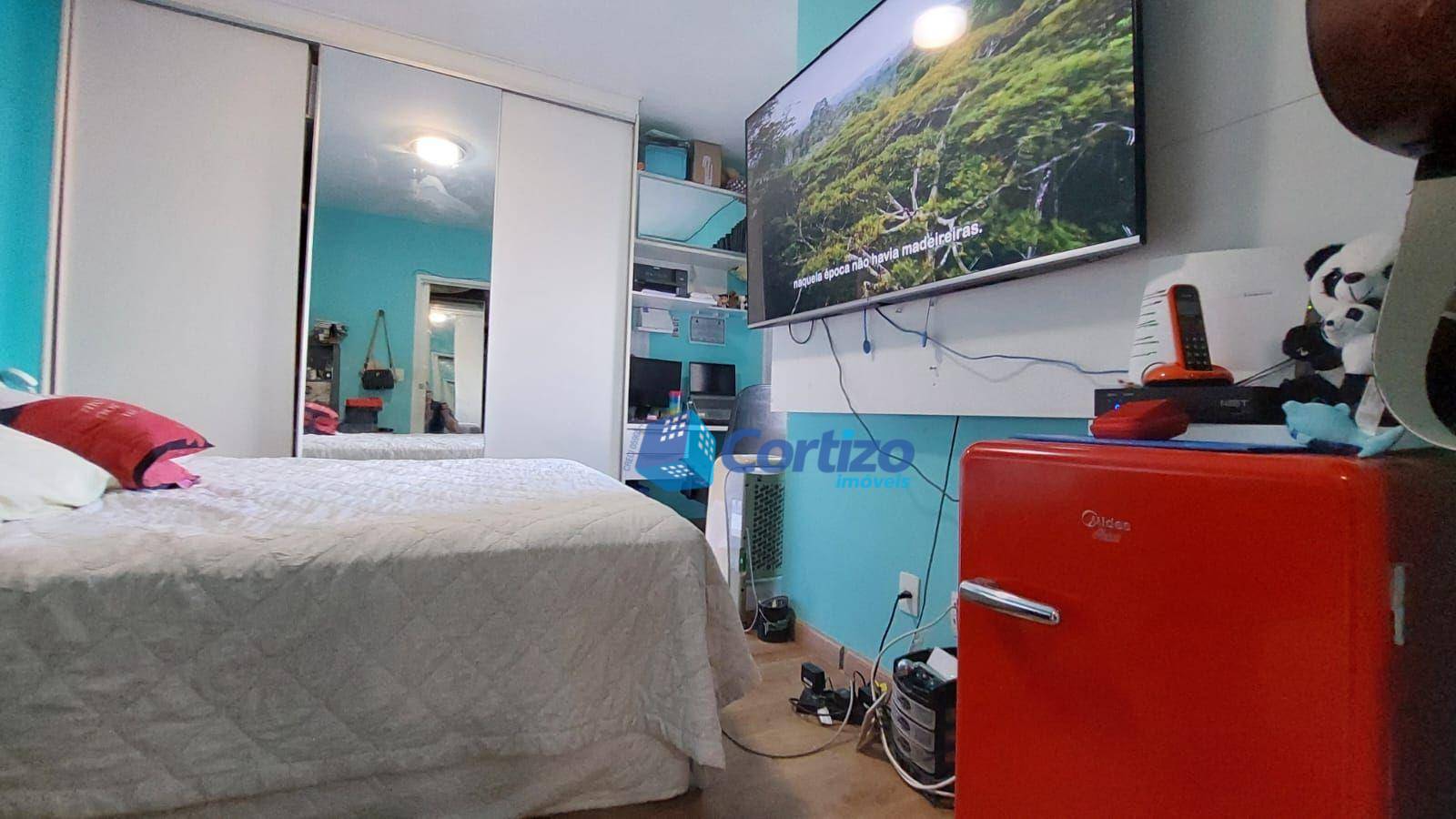 Apartamento à venda com 2 quartos, 69m² - Foto 28