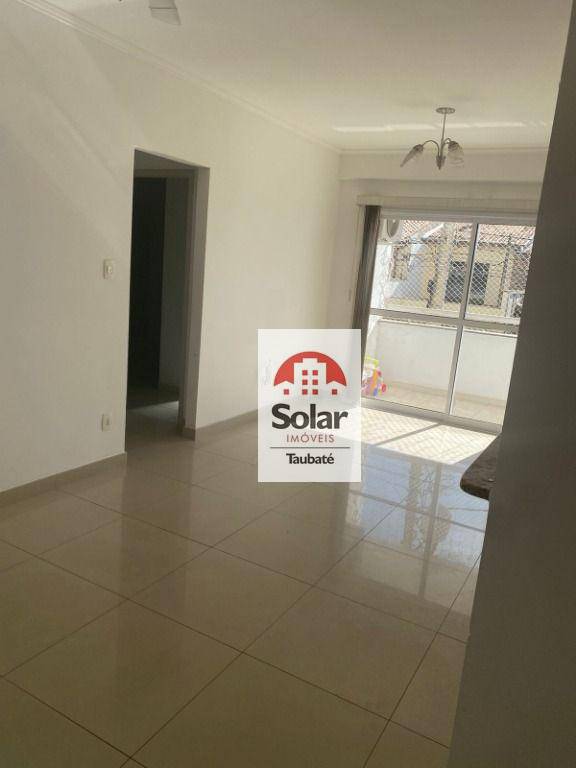 Apartamento à venda com 2 quartos, 70m² - Foto 2