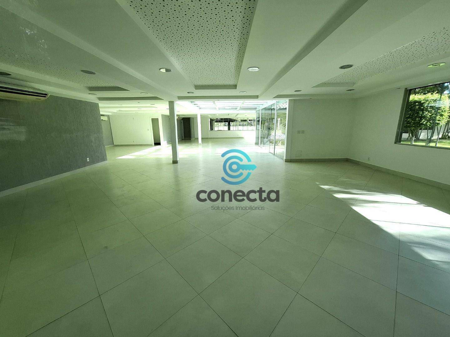 Casa de Condomínio à venda e aluguel com 3 quartos, 390m² - Foto 37