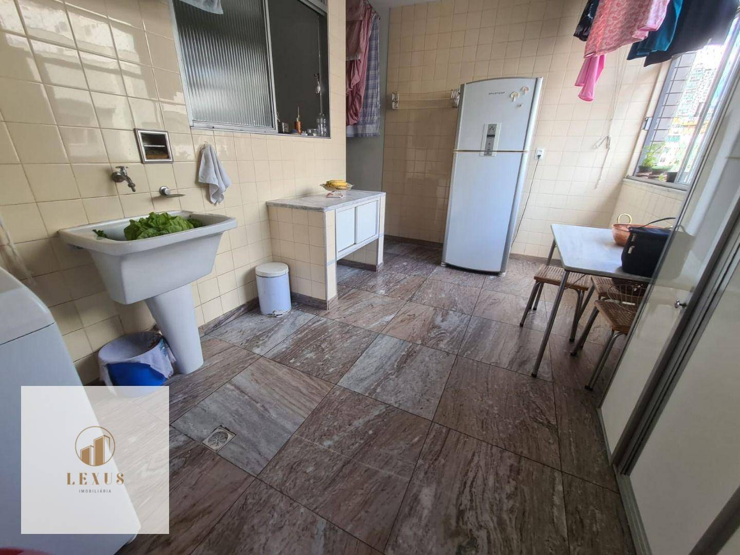 Apartamento à venda com 4 quartos, 240m² - Foto 21