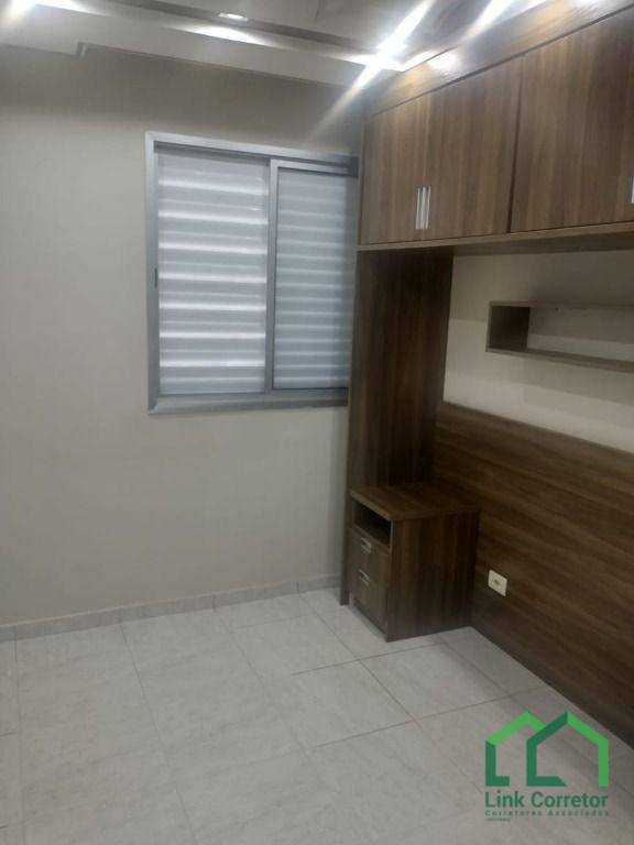 Apartamento para alugar com 2 quartos, 50m² - Foto 9