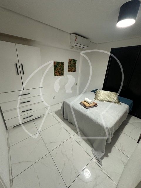 Apartamento à venda com 2 quartos, 66m² - Foto 1