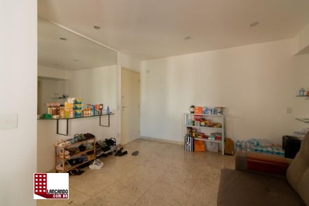 Apartamento à venda com 2 quartos, 90m² - Foto 3