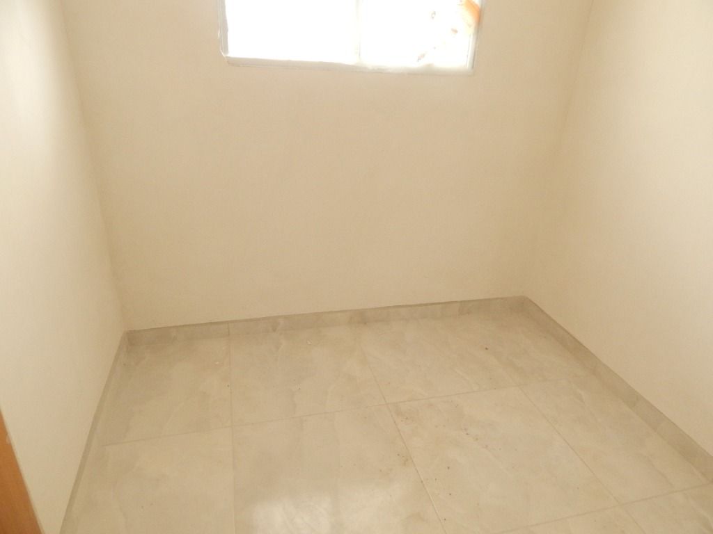 Apartamento à venda com 2 quartos, 40m² - Foto 15