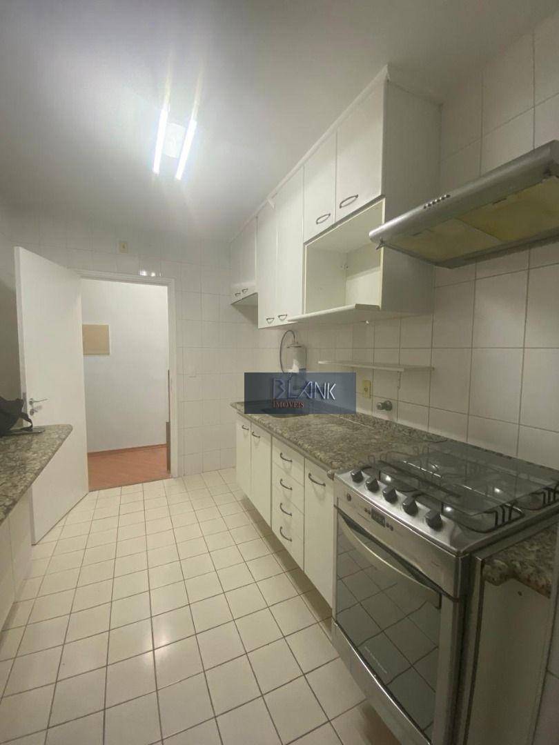 Apartamento para alugar com 3 quartos, 95m² - Foto 38