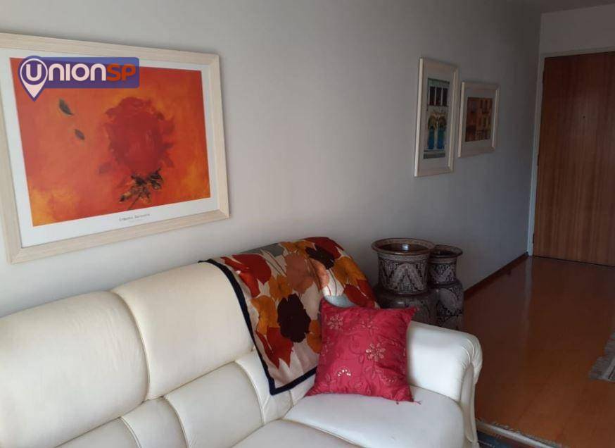 Apartamento à venda com 3 quartos, 72m² - Foto 3