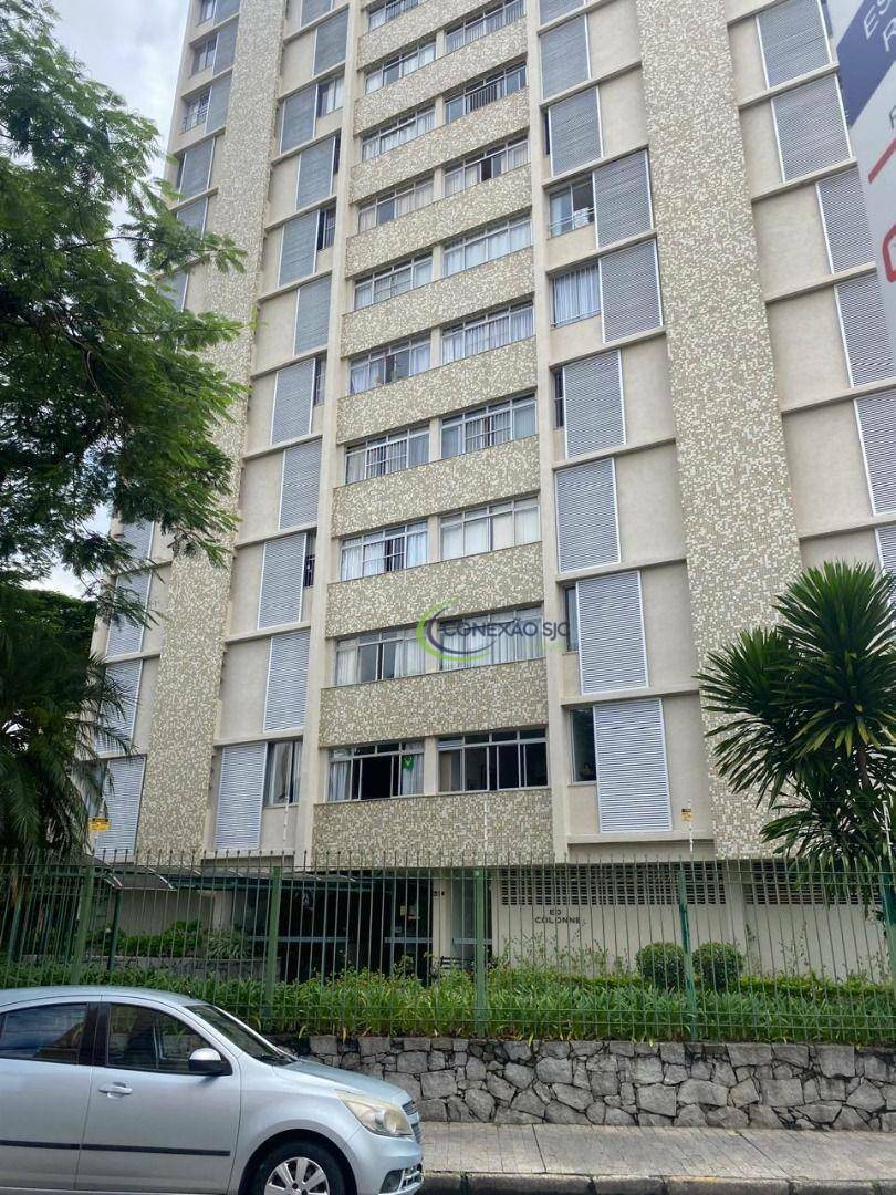 Apartamento à venda com 3 quartos, 130m² - Foto 1