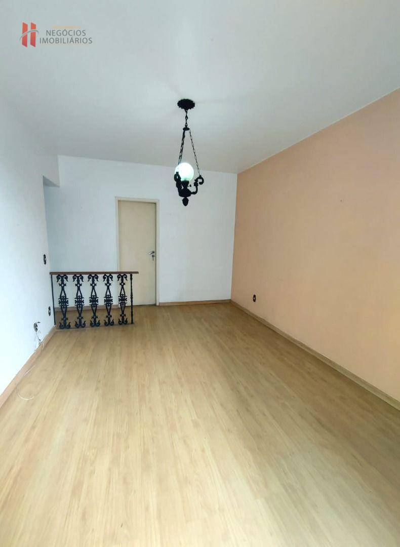 Apartamento à venda com 2 quartos, 68m² - Foto 7