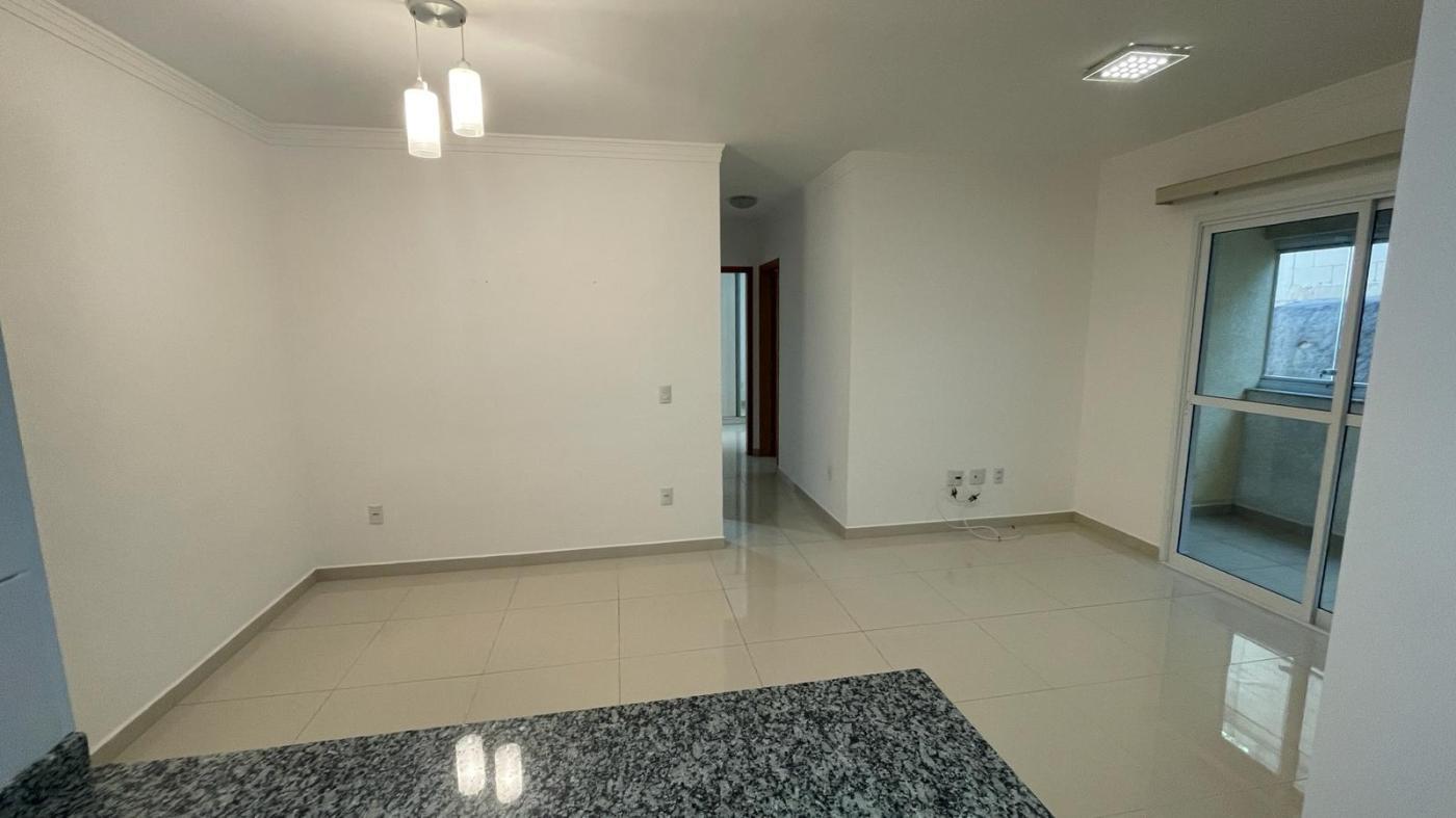 Apartamento à venda com 3 quartos, 77m² - Foto 9