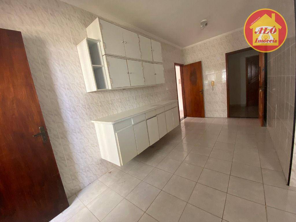 Apartamento à venda com 3 quartos, 121m² - Foto 7