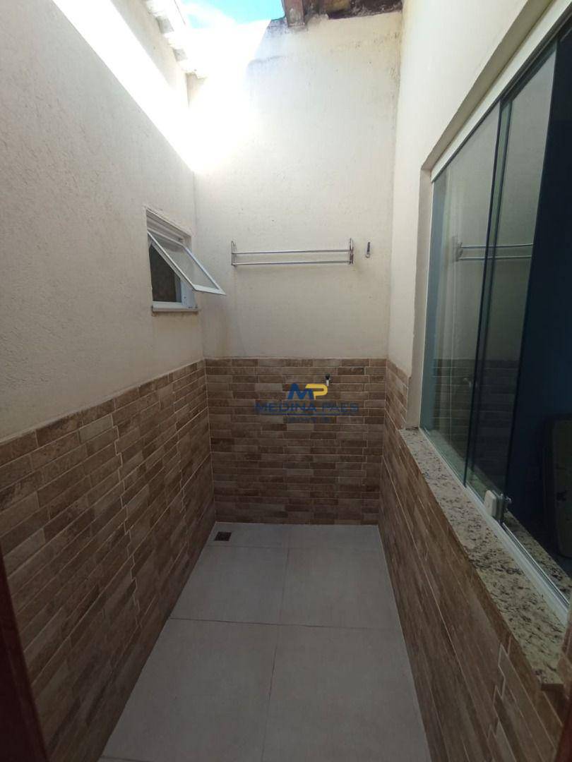 Casa à venda com 2 quartos, 135m² - Foto 14