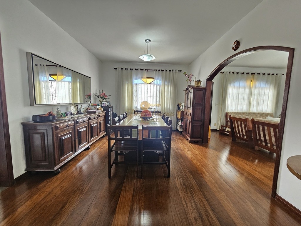 Casa à venda com 3 quartos, 200m² - Foto 15