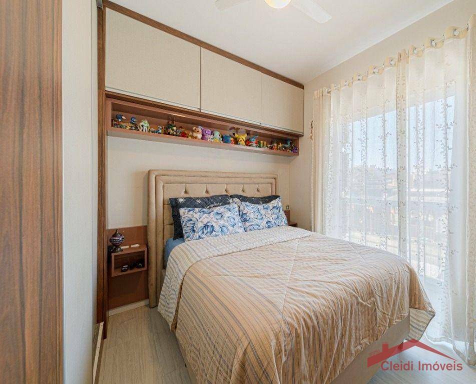 Apartamento à venda com 2 quartos, 61m² - Foto 7