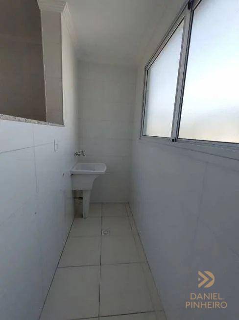 Apartamento à venda com 2 quartos, 80m² - Foto 7