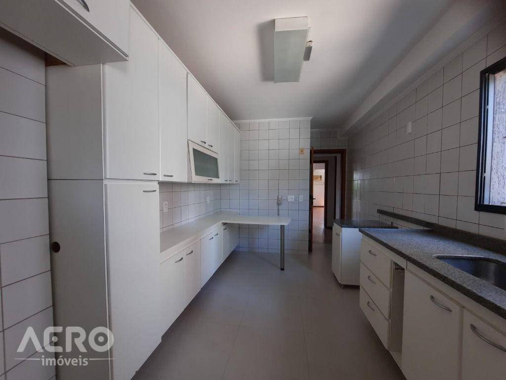 Apartamento à venda e aluguel com 3 quartos, 150m² - Foto 11