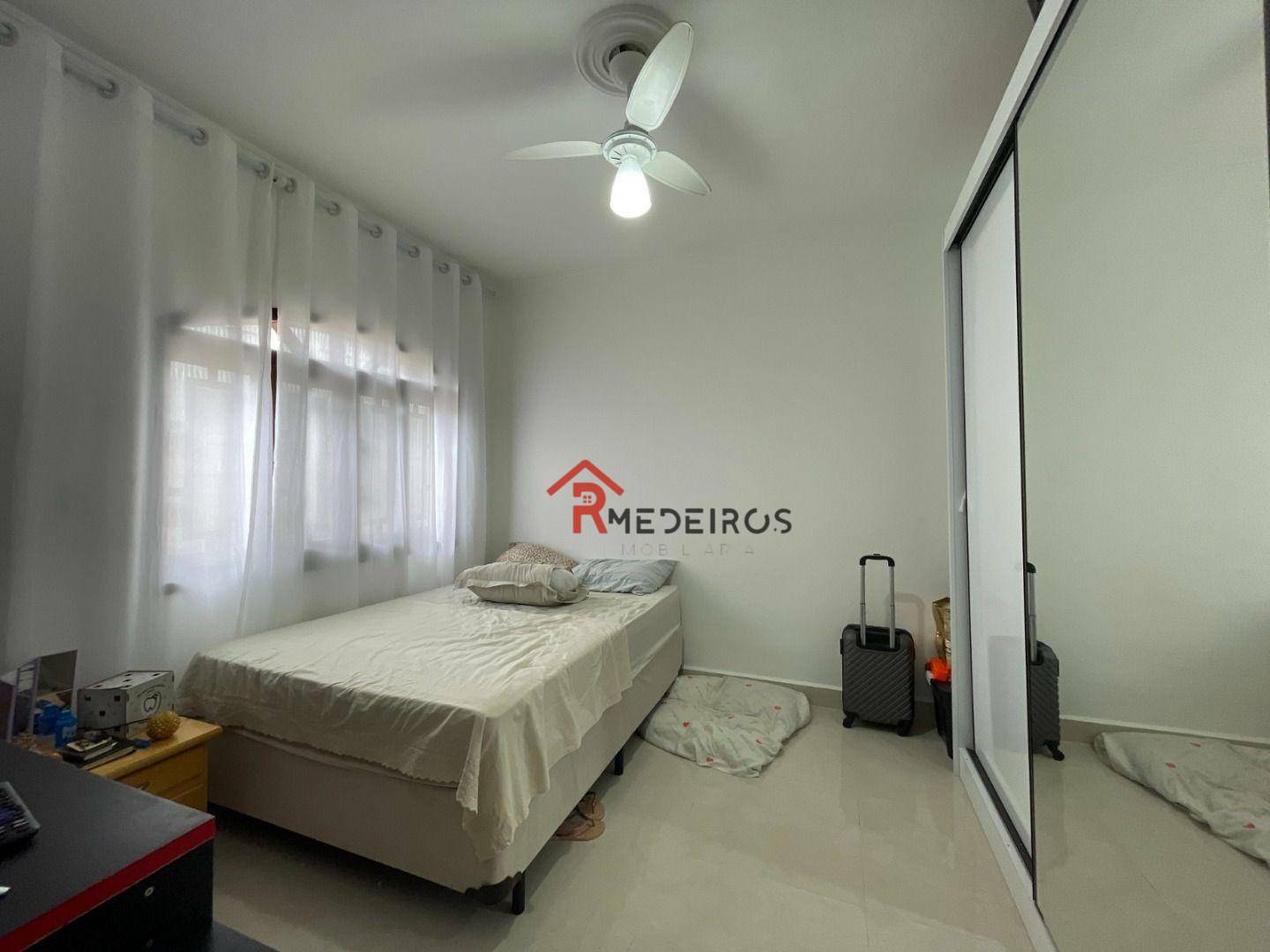 Casa à venda com 2 quartos, 130m² - Foto 8