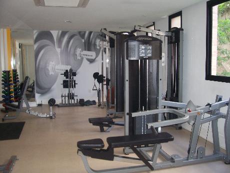 Apartamento à venda com 2 quartos, 146m² - Foto 3