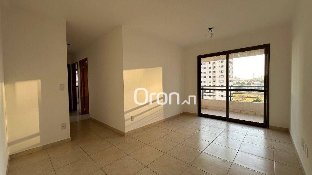 Apartamento à venda com 2 quartos, 67m² - Foto 1