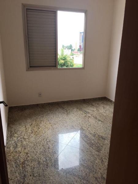 Apartamento à venda com 4 quartos, 160m² - Foto 1