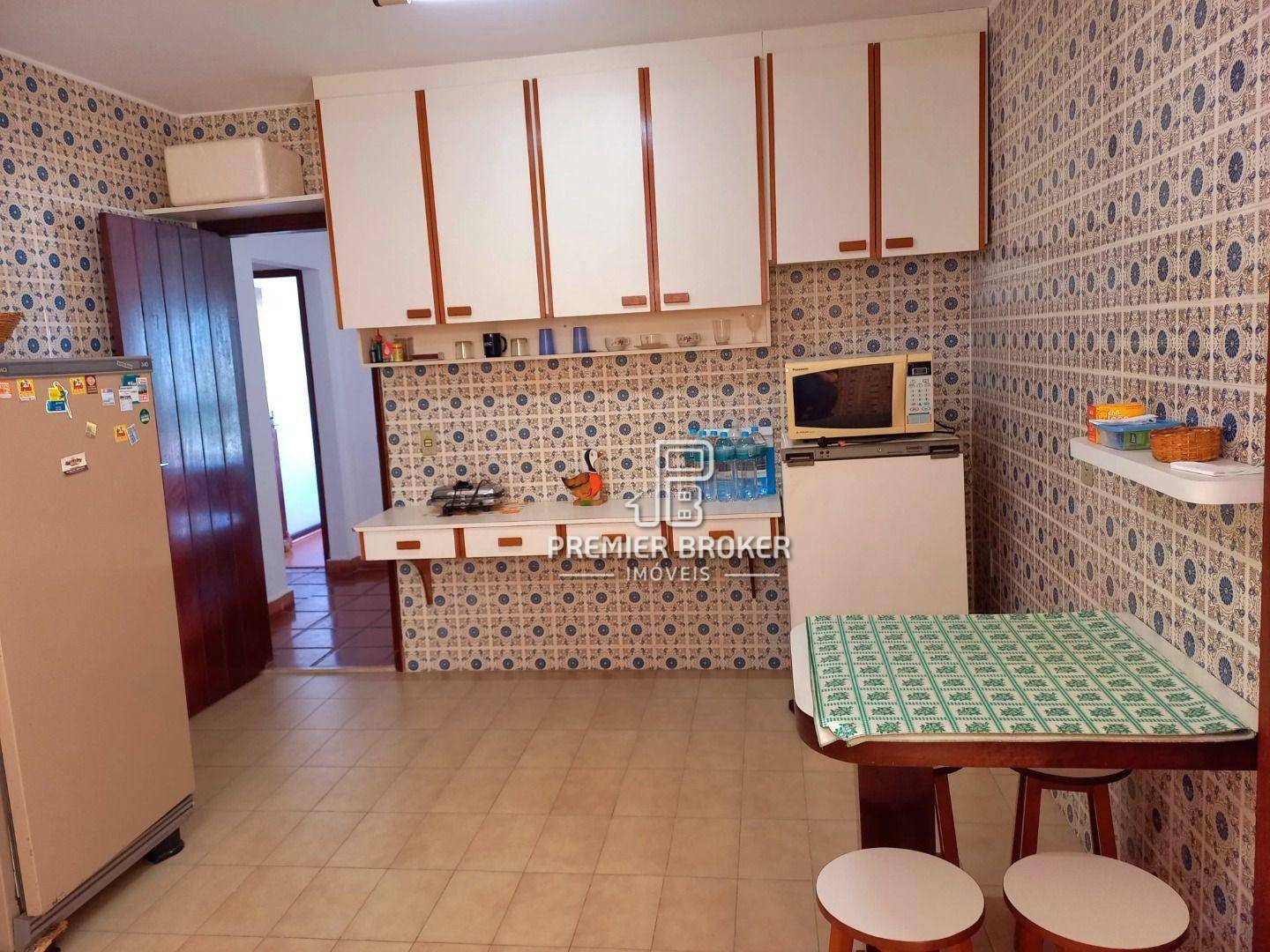 Casa à venda com 4 quartos, 200m² - Foto 40