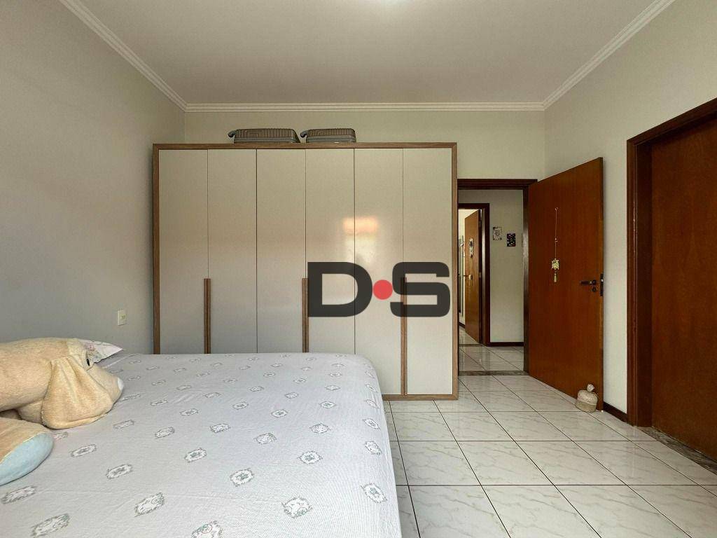 Casa à venda com 3 quartos, 152m² - Foto 10