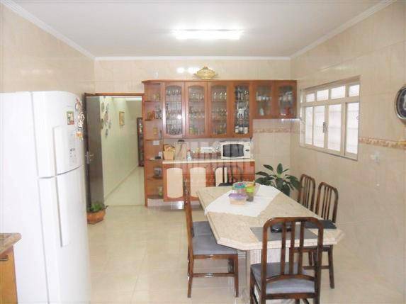 Sobrado à venda com 4 quartos, 300m² - Foto 5