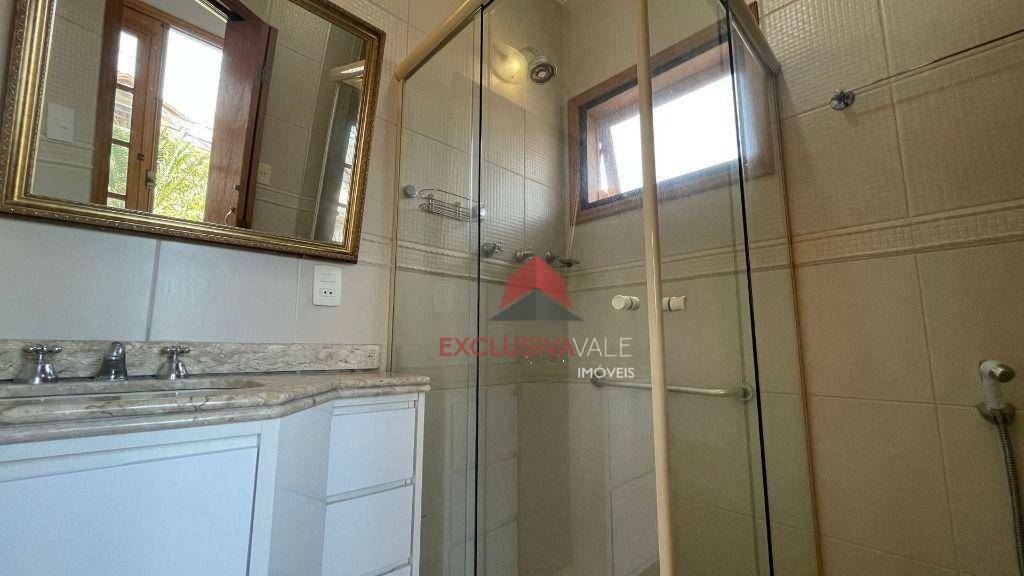 Casa de Condomínio à venda com 4 quartos, 420m² - Foto 40
