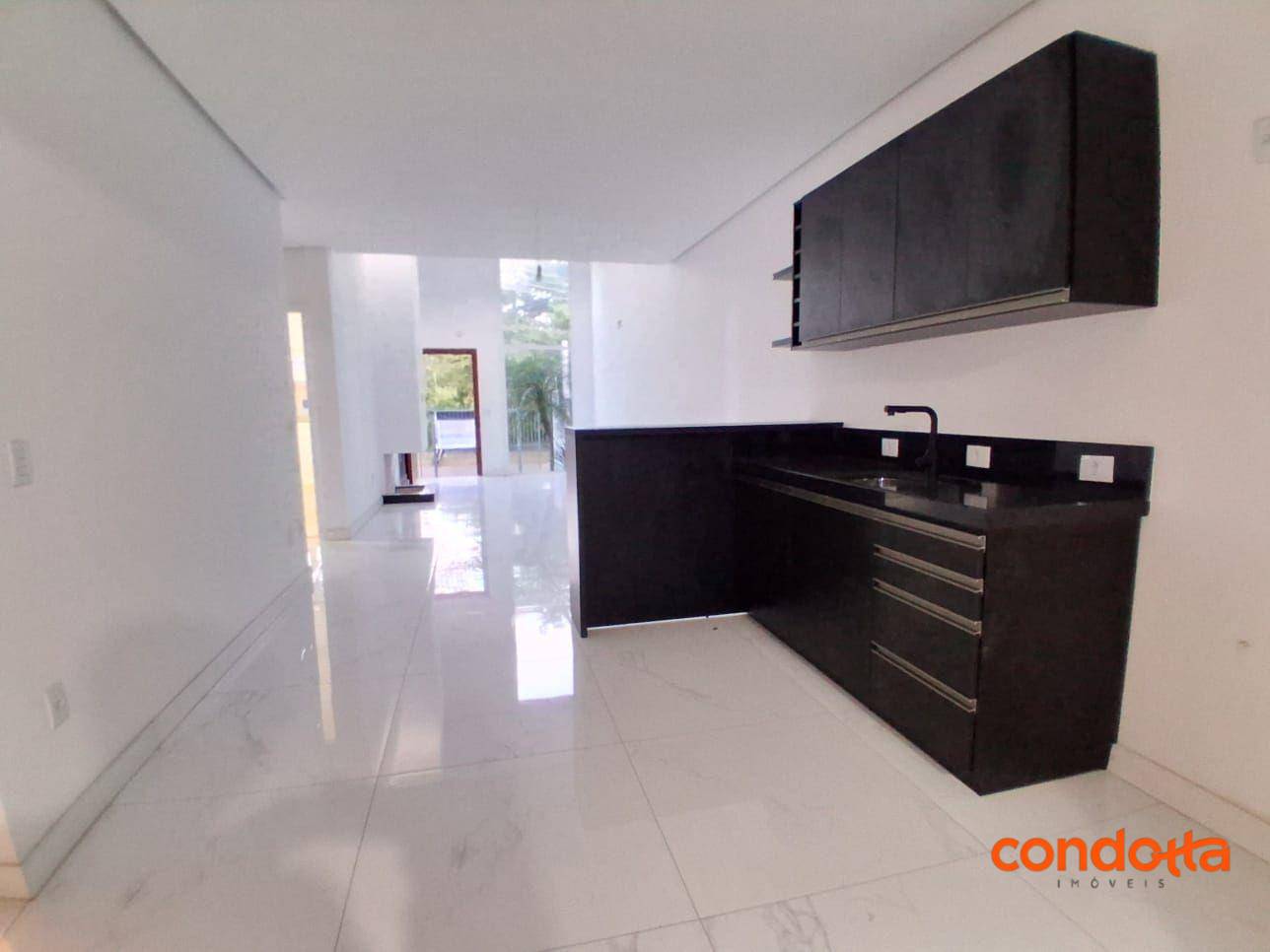 Casa para alugar com 3 quartos, 100m² - Foto 10