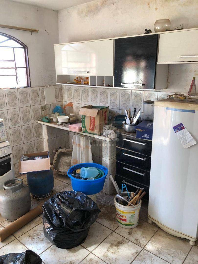 Casa à venda com 3 quartos, 100m² - Foto 34