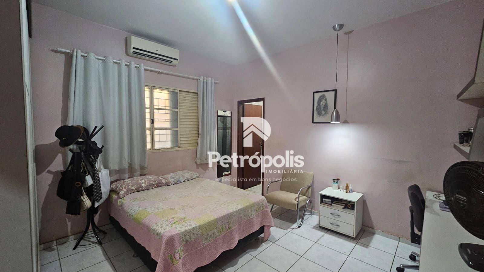 Casa à venda com 3 quartos, 260m² - Foto 6