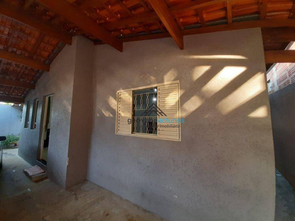 Casa à venda com 2 quartos, 127m² - Foto 11