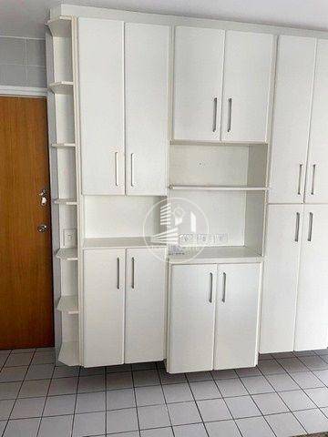 Apartamento à venda com 3 quartos, 101m² - Foto 4