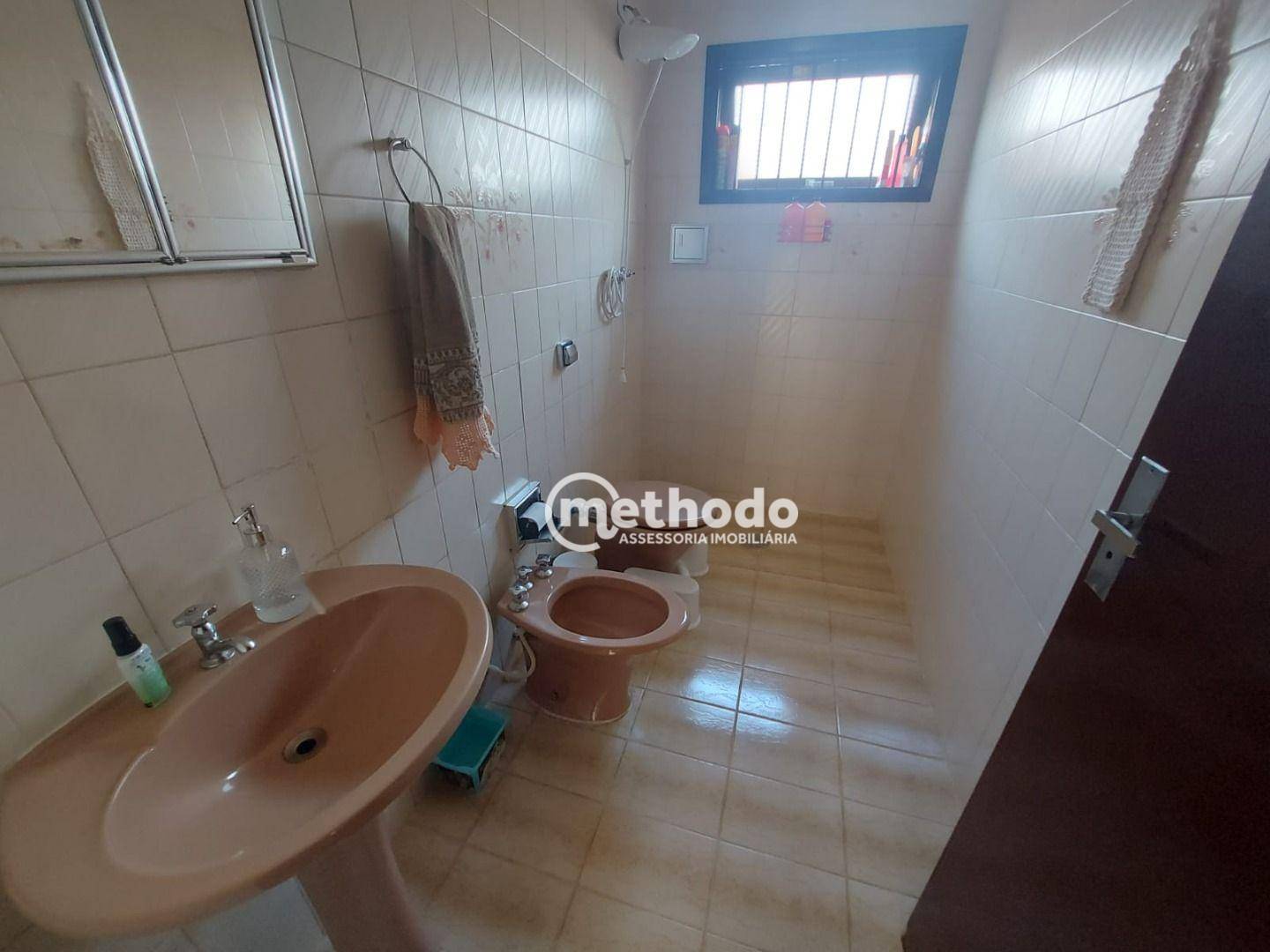 Casa à venda com 3 quartos, 213m² - Foto 12