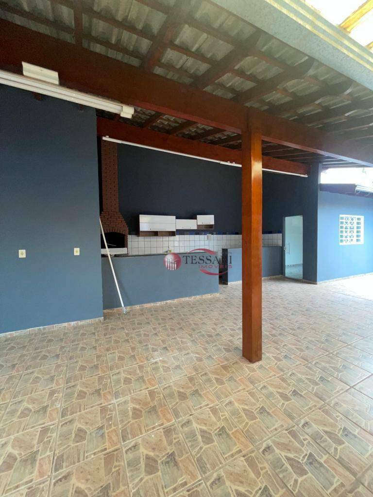 Casa à venda com 4 quartos, 290m² - Foto 19