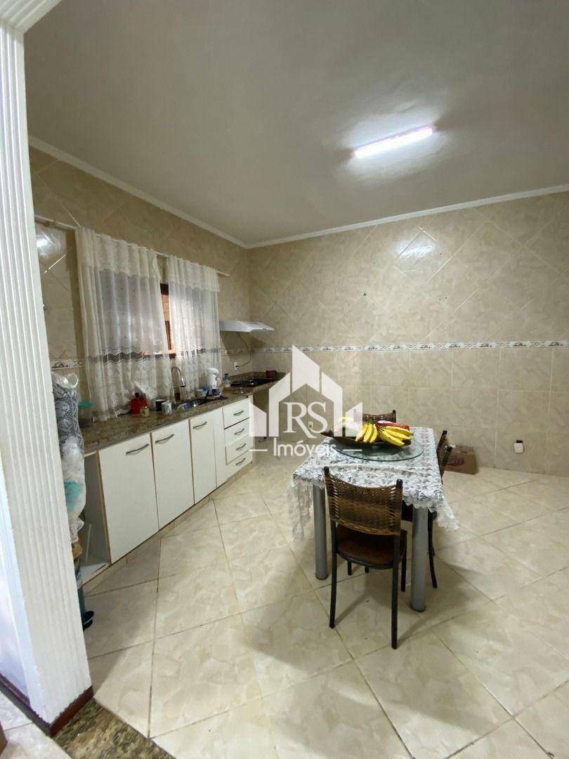 Casa de Condomínio à venda com 4 quartos, 200m² - Foto 22