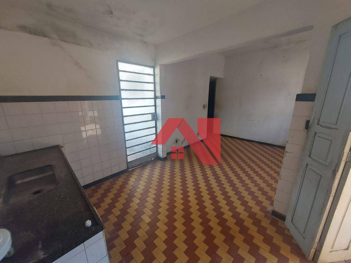 Casa à venda com 3 quartos, 83m² - Foto 4