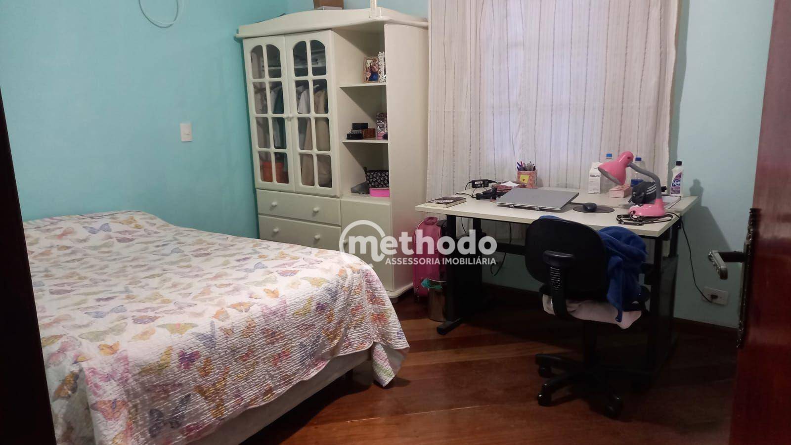 Casa à venda com 4 quartos, 330m² - Foto 11