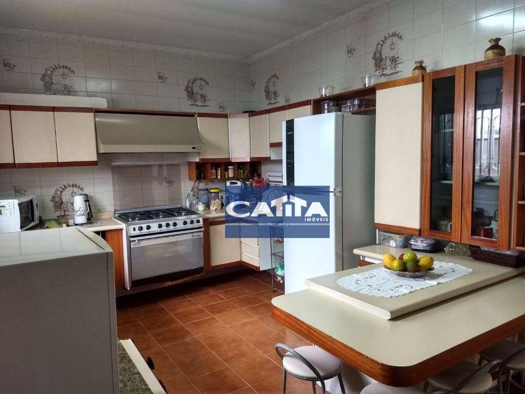 Casa à venda com 3 quartos, 338m² - Foto 12